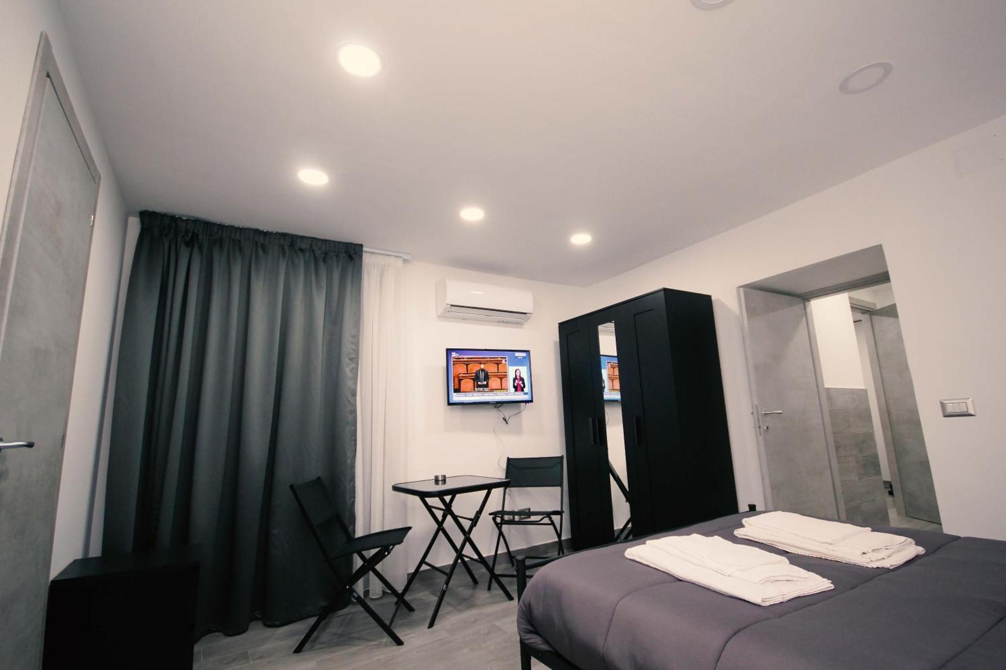 Almat Domus Apartment Napoli Phòng bức ảnh